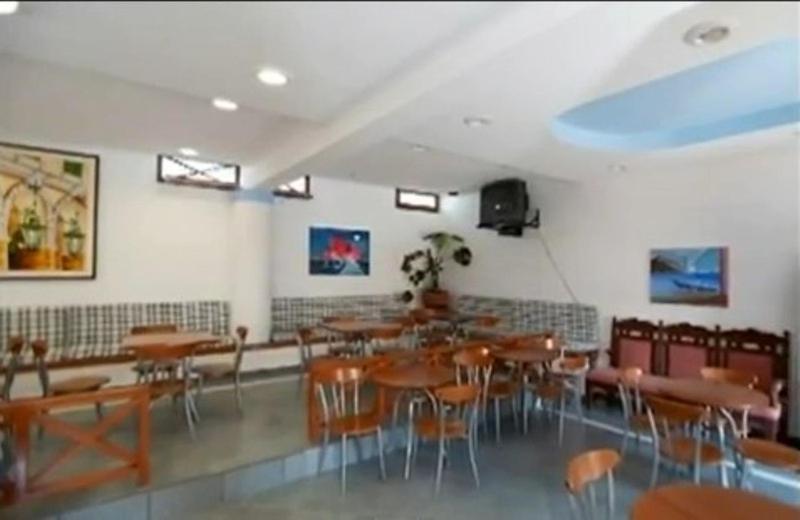 Azolimnos Bay Aparthotel Exteriör bild