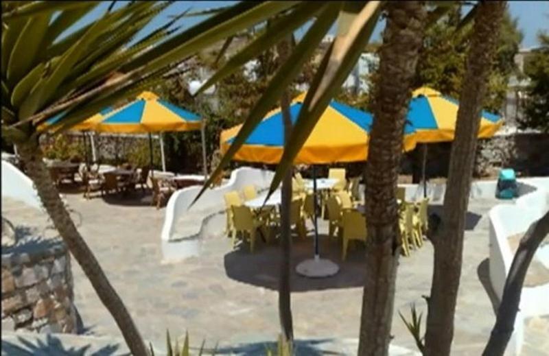 Azolimnos Bay Aparthotel Exteriör bild